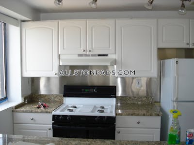 Allston 2 Beds 1.5 Baths Boston - $3,640