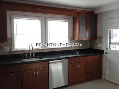 Brighton 5 Beds 3 Baths Boston - $9,500