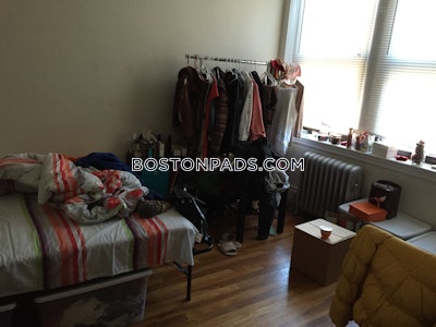 Fenway/kenmore 3 Bed 1 Bath on Queensberry St in BOSTON Boston - $3,800