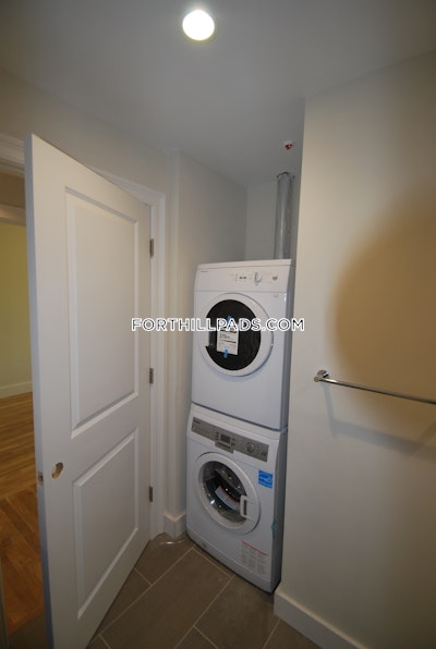 Fort Hill 3 Beds 1 Bath Boston - $4,300