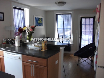 Mission Hill Apartment for rent 4 Bedrooms 1 Bath Boston - $6,300