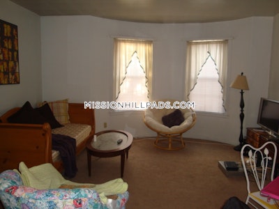 Mission Hill 2 Beds 1 Bath Boston - $3,400