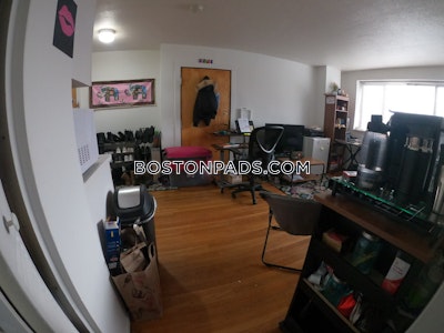 Mission Hill 2 Beds 1 Bath Boston - $3,600