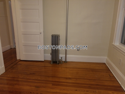 Somerville 3 Bed 1 Bath SOMERVILLE  Tufts - $3,250