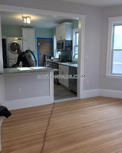 Brighton 4 Beds 2 Baths Oak Square Boston - $4,200