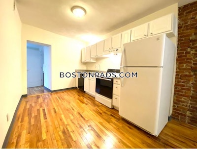 Mission Hill 3 Beds 1 Bath Boston - $4,300