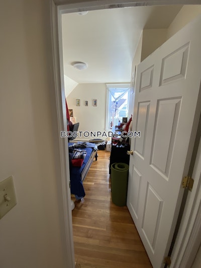 Cambridge 3 Bed 1 Bath CAMBRIDGE  Porter Square - $3,400