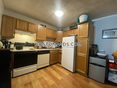 Newton 2 Bed 1 Bath NEWTON  Newtonville - $2,500