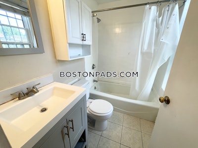 South End 1.5 Bed, 1 Bath Unit Boston - $3,000