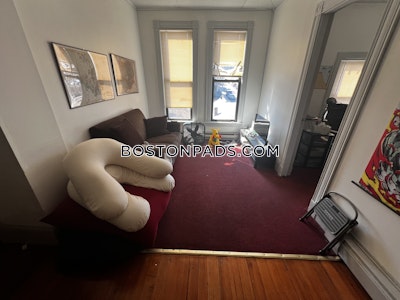 Mission Hill 3 Beds 1 Bath Boston - $4,290