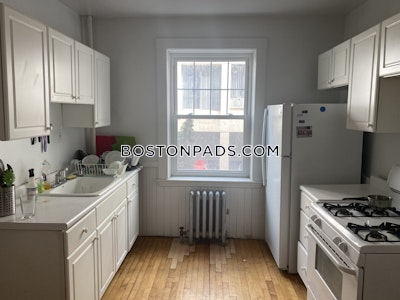 Cambridge 3 Bed 1 Bath CAMBRIDGE  Central Square/cambridgeport - $3,900