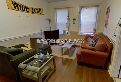 Mission Hill 3 Beds 1 Bath on South Huntington Ave in Boston Boston - $3,800