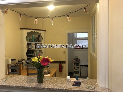 Brookline 4 Bed 1.5 Bath BROOKLINE- BOSTON UNIVERSITY $5,600  Boston University - $5,700