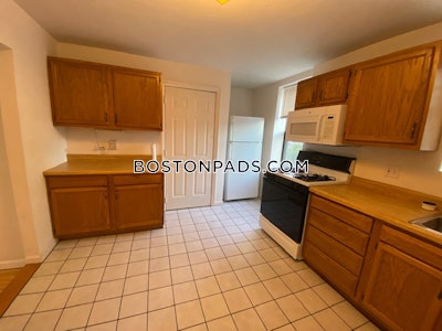 Cambridge 3 Beds 1 Bath  Porter Square - $3,300