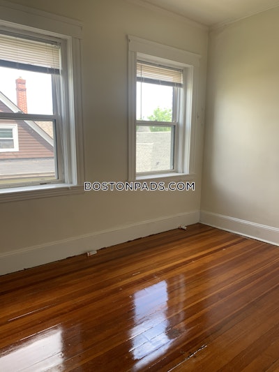 Somerville 1 Bed 1 Bath SOMERVILLE  East Somerville - $2,250