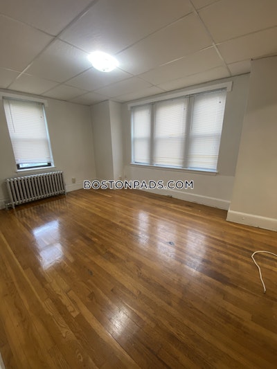 Medford 1 Bed 1 Bath MEDFORD  Wellington - $1,750