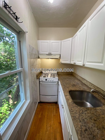 Allston Lovely 2 Bed 1 Bath available 9/1 on Webley St. in Allston  Boston - $2,550