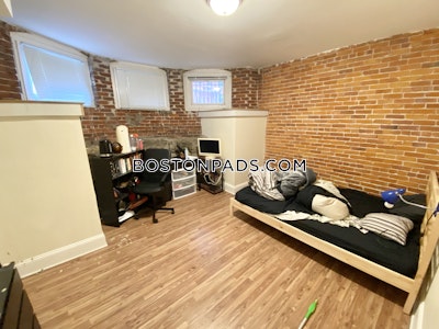 Northeastern/symphony 5 Beds 3.5 Baths Boston - $9,250