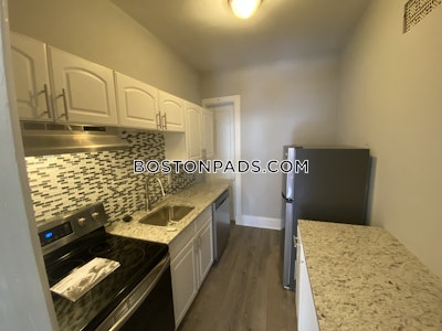 Back Bay 1 Bed Back Bay Boston - $2,500