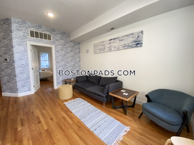 Fort Hill This 4 Beds 2 Baths is ridiculously beautiful on Guild St Boston - $6,200