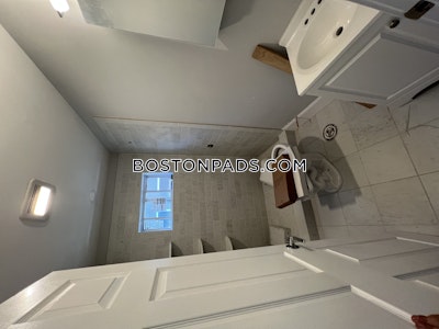 Somerville 3 Beds 2 Baths  Spring Hill - $4,695