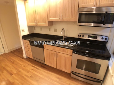 Back Bay 1 Bed  Back Bay Boston - $3,175