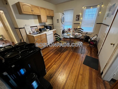 Medford 4 Beds 1 Bath  Tufts - $4,000