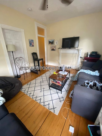 Mission Hill 4 Beds 1 Bath Boston - $6,700