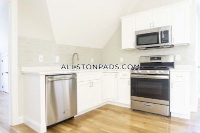 Allston 2 Beds 2 Baths Boston - $4,275