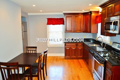 Fort Hill 3 Beds 2 Baths Boston - $4,000