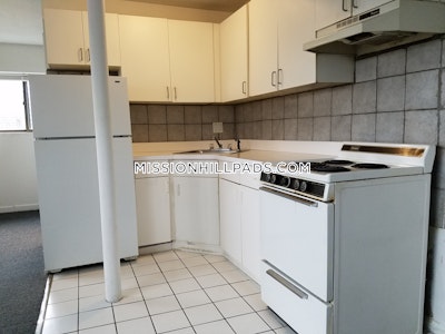 Mission Hill Studio 1 Bath Boston - $2,100