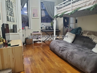 Fenway/kenmore Apartment for rent 1 Bedroom 1 Bath Boston - $2,400