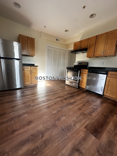 Framingham Apartment for rent 3 Bedrooms 2 Baths - $3,400 No Fee