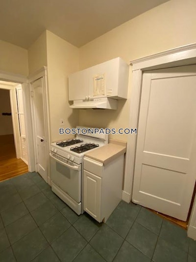 Brookline Apartment for rent 2 Bedrooms 1 Bath  Coolidge Corner - $3,700