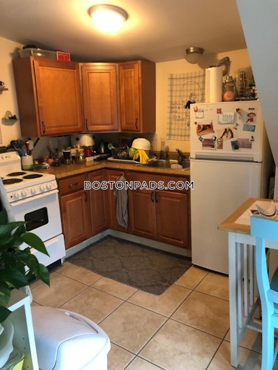 Somerville 1 Bed 1 Bath  Dali/ Inman Squares - $2,295