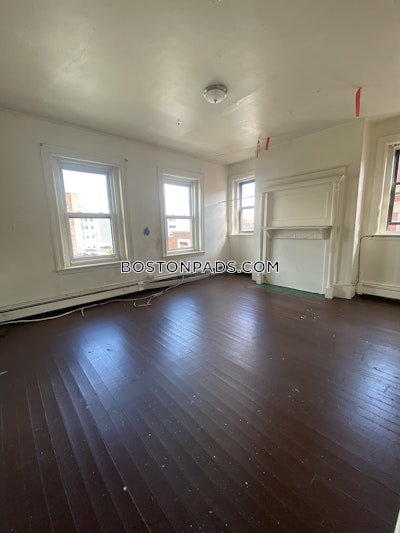 Allston 5 Beds Allston Boston - $5,600