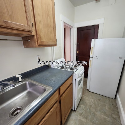 Somerville Apartment for rent 1 Bedroom 1 Bath  East Somerville - $2,250