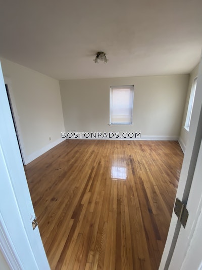 Malden Apartment for rent 3 Bedrooms 1 Bath - $2,750